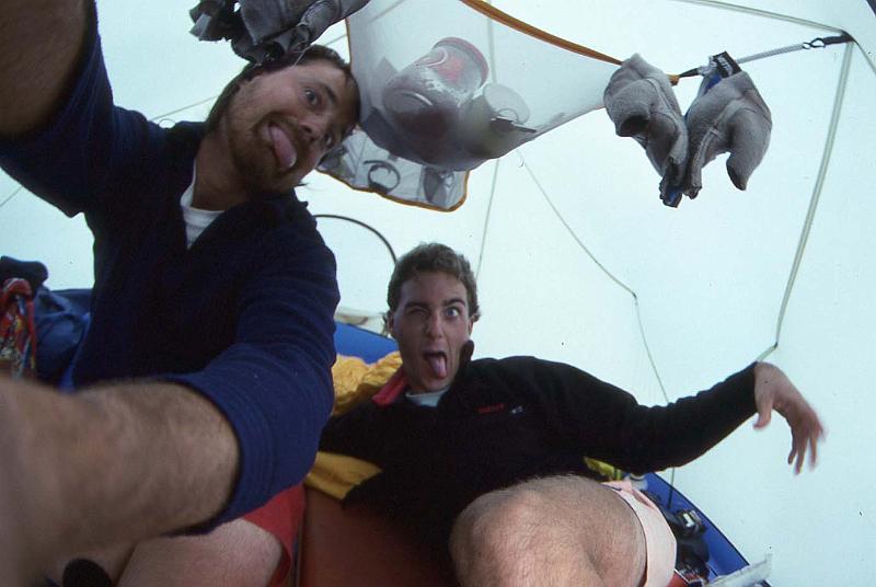 WT 0400 081-24 Australia.jpg